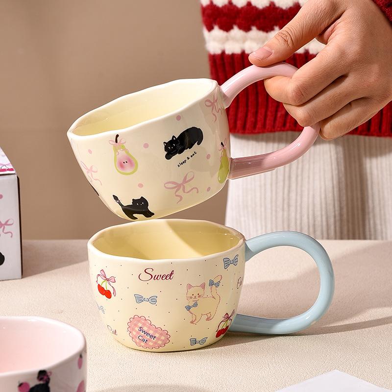 Tazza in Ceramica Gatto Carino Souvenir Tazza da Caffè Regalo di Compleanno per Ragazza Manico Lungo Tazza Bella Uso Domestico