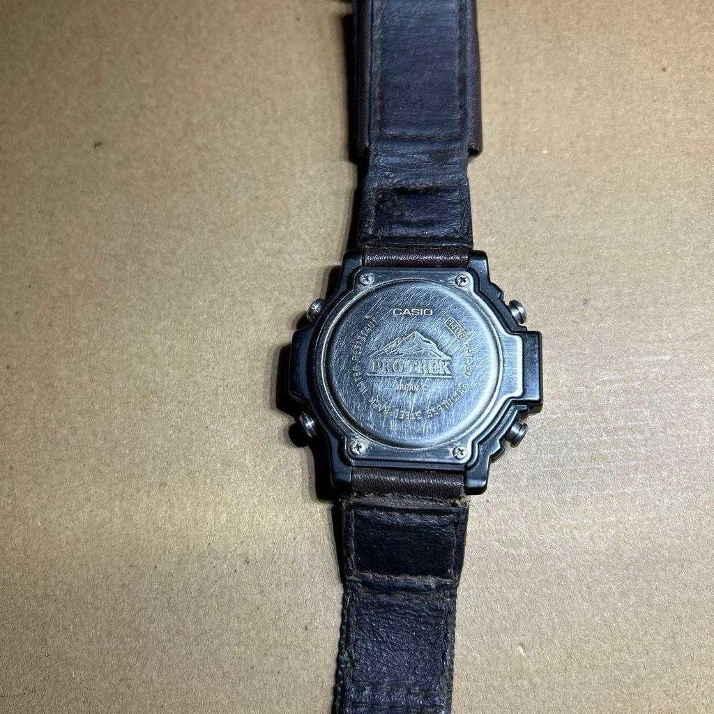 Used CASIO Pro Trek ALTI-THERMO TWIN SENSOR Casual Men's Watch Battery New