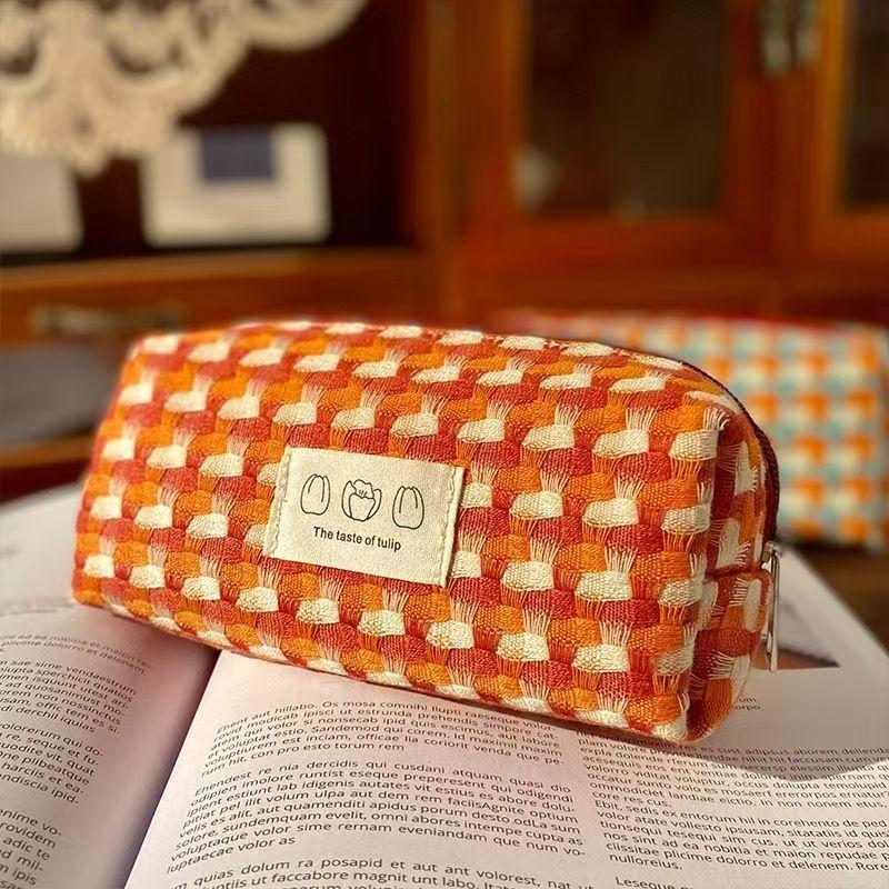 Crocheted Stylish Pencil Case—Cute and Minimalist Storage Pencil Case for Students—Large-Capacity Stationery Organizer