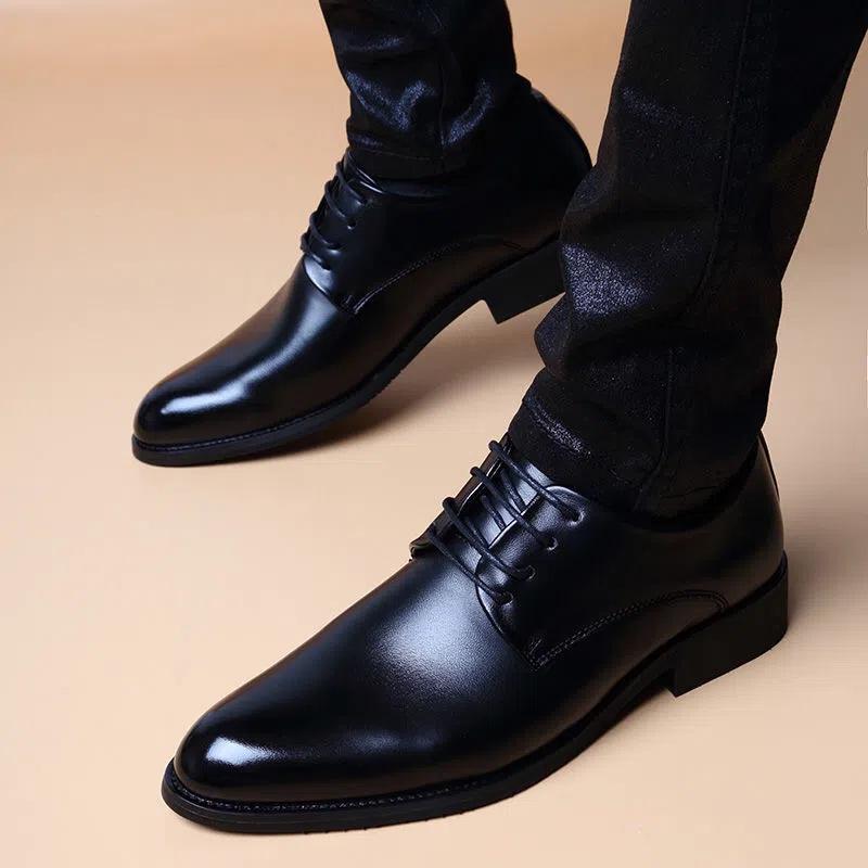2025 Herren Casual Rutschfeste Lederschuhe - Echtes Rindsleder, Leichtgewicht, Bequem, Schnürschuhe, Vielseitig.