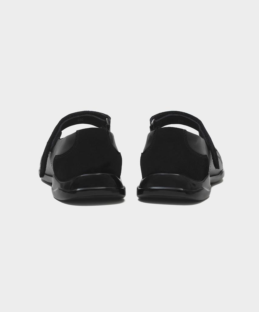 Pemont Square Mary Jane (Black)