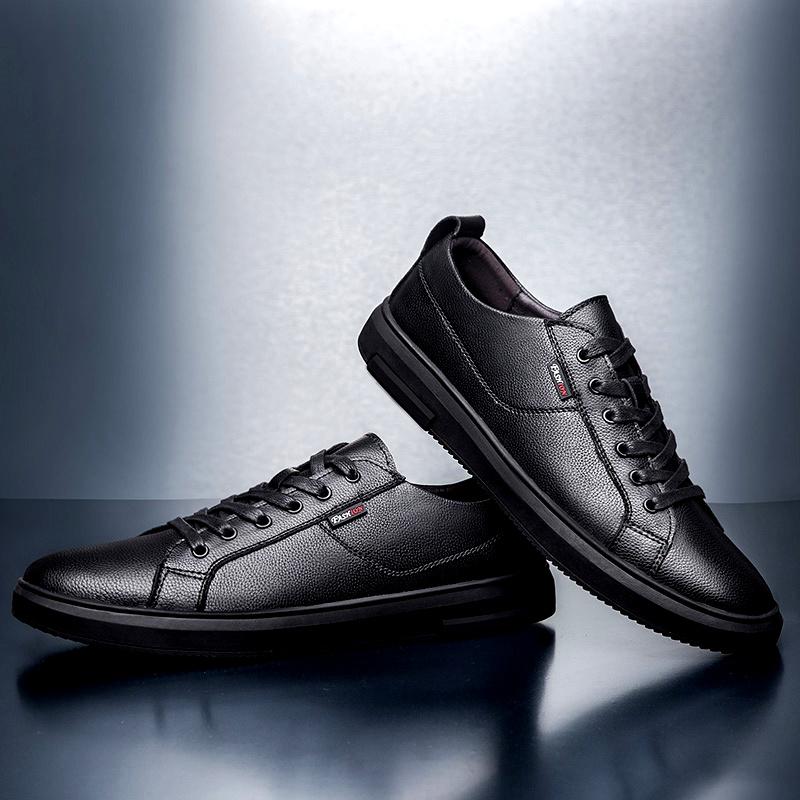 Leather Men Shoes Fashion Mens Sneakers Trend Casual Flats Italian Breathable Leisure Male Non-Slip Soft Footwear Rubber Shoes