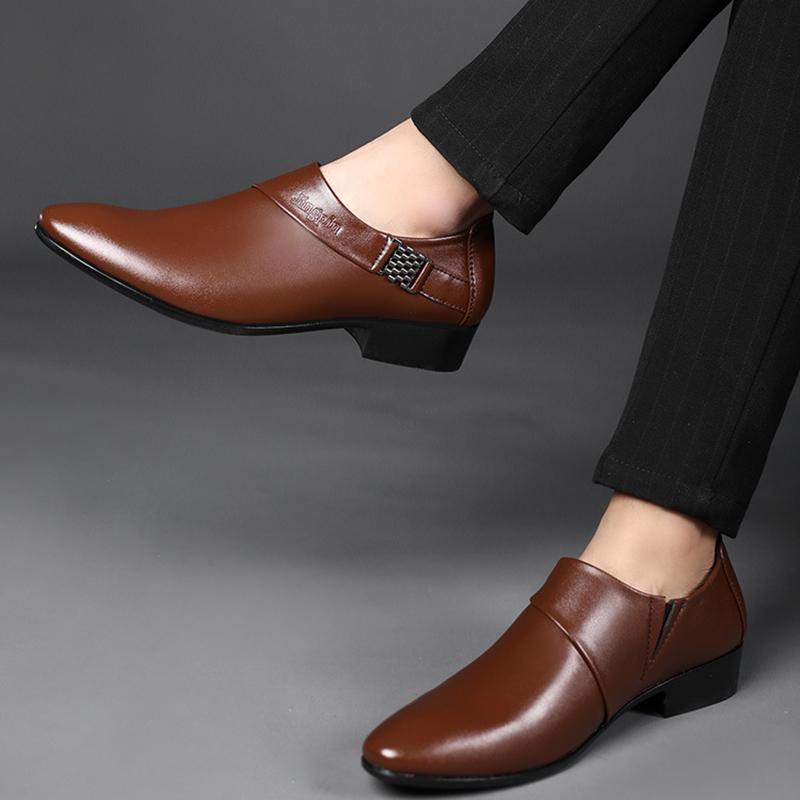 Scarpe da Uomo in Pelle PU Scarpe Eleganti Formali Taglie Forti Festa Matrimonio Ufficio Lavoro Scarpe Slip-on Business Casual Oxfords