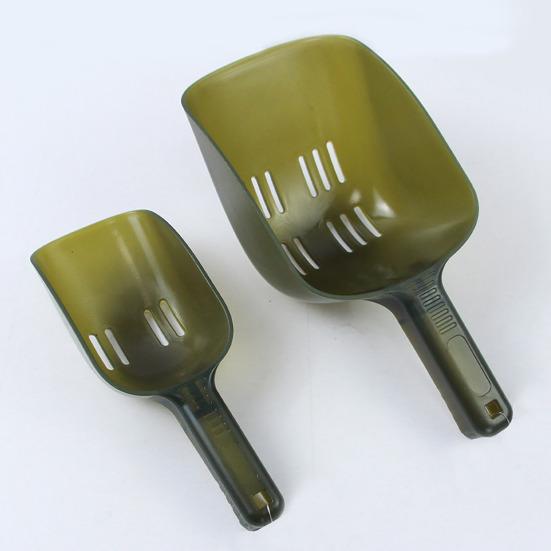 Fishing Bait Throwing Spoon with Drainage Holes Ergonomic Handle Portable Carp Fishing Lure Casting Shovel Scoop Tool Fishing Accessories
