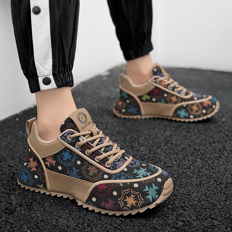 Men’s Sports Shoes Black Skateboard Shoes Student Fashion Printed Running Sneakers Plus Size