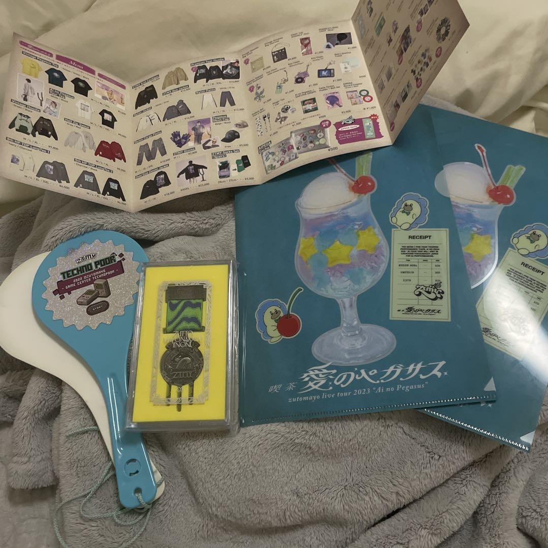 

[Б/У] Товары Zutomayo и преимущества фан-клуба