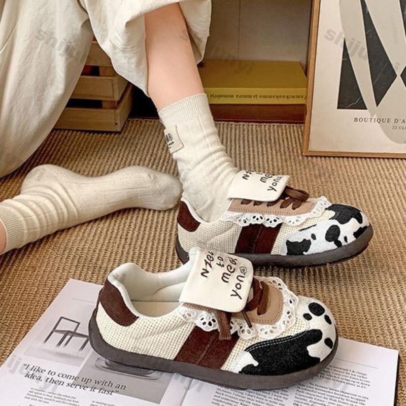 Fashion Women Soft Sole Casual Board Shoes Spring New Design Breathable Sneakers Flat Comfortable Casual Walking Sneakers Zapatos Mujer