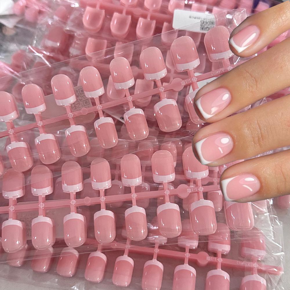 120 Stück Rosa Kurze Quadratische Weiße Französische Falsche Nägel 24*5 Streifen Vollabdeckung Acryl Press-on Nägel Einfache Französische Tragbare Falsche Nägel