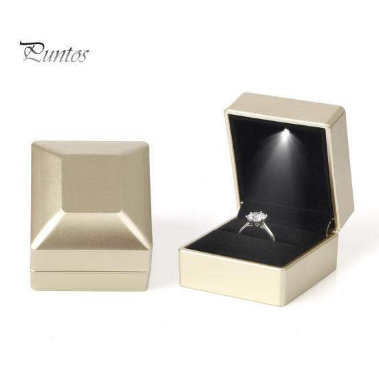 Boîte à bagues de fiançailles, conteneur à bijoux avec lumière LED, conception magnétique de rangement, boîte-cadeau à bijoux compacte et portable, fournitures de fête de mariage