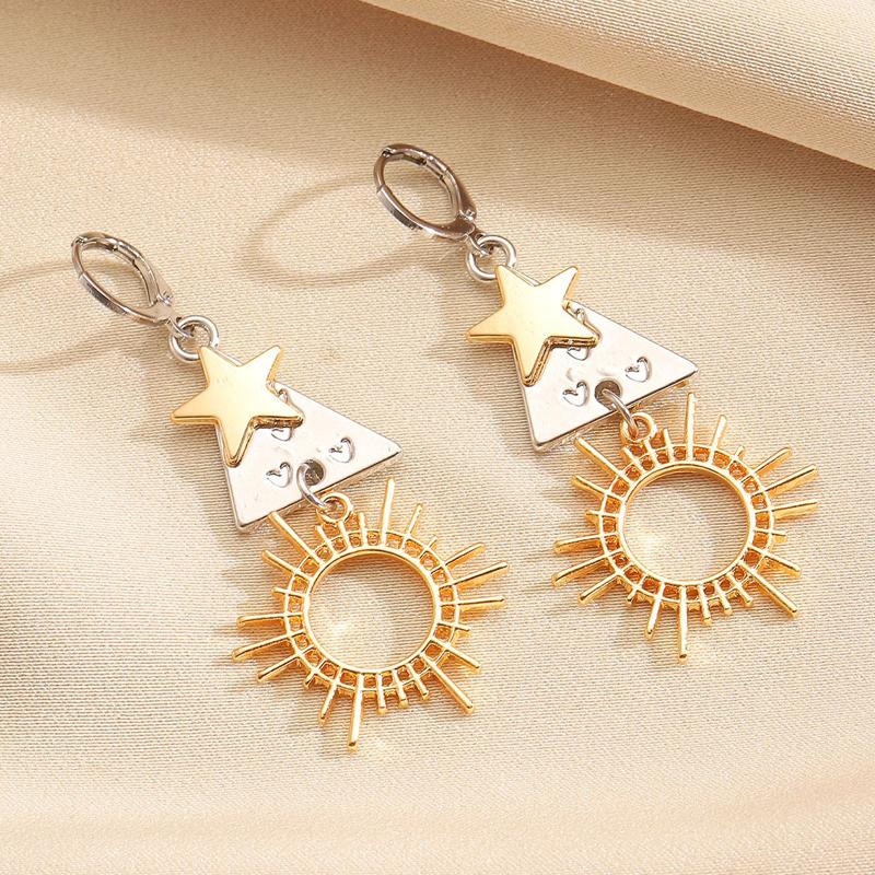 

2026 New Vintage Sunflower Hollow Hoop Earrings for Women Personality Metal Star Long Drop Earrings Fashion Party Zircon Gifts золотий