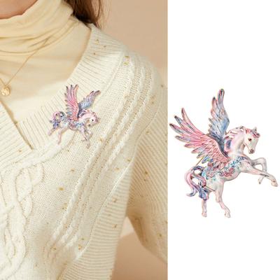 Adorable Animal Horse Pin For Chinese Zodiacal Enthusiasts Alloy Craftsmanship Brooch Fashionable Accessory Gift