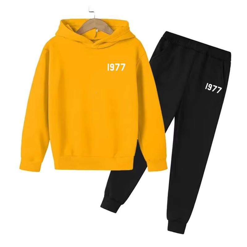 Fashion Casual 1977 Boys Girls 2 Piece Sets Tracksuit Kids Hooded Sports Suit Children Hoodies Sweatshirt Top+Pants Streetwear