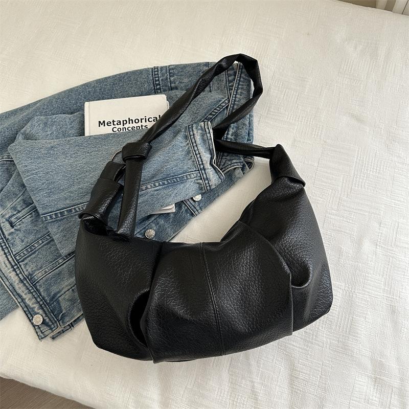 

Shoulder bag Textured soft leather pleated cloud casual shoulder bag Large capacity simple versatile commuter bag