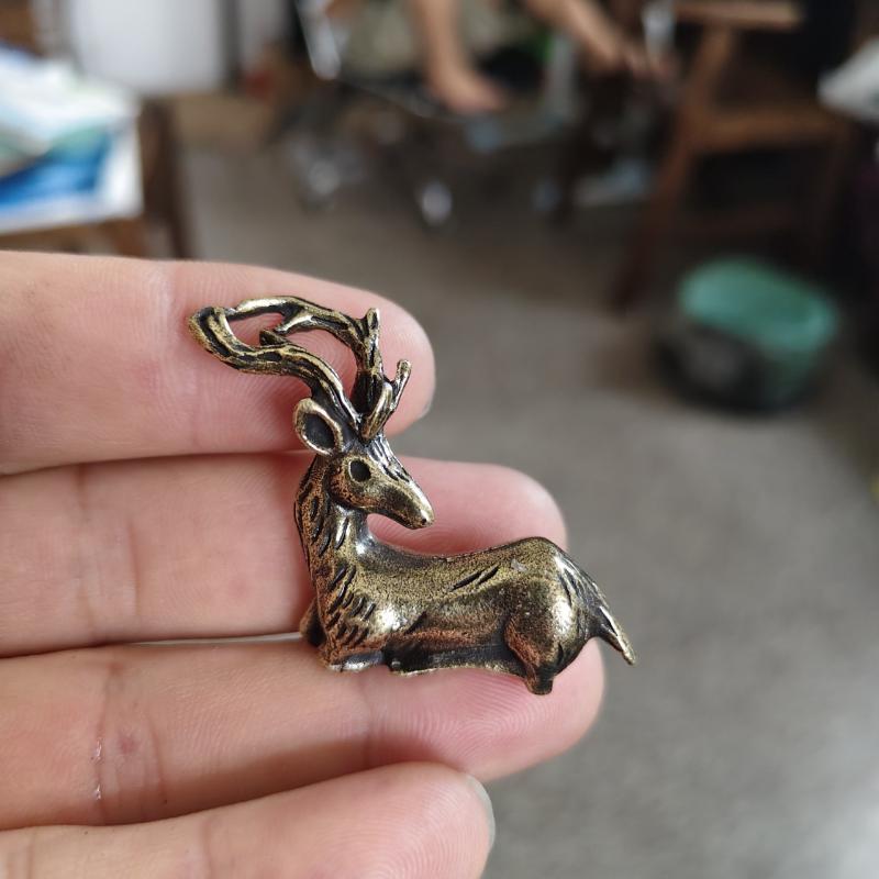 Retro Bronze Deer Small Ornaments Copper Sika Deer Micro Landscape Figurine Desktop Antique Home Decor Gift