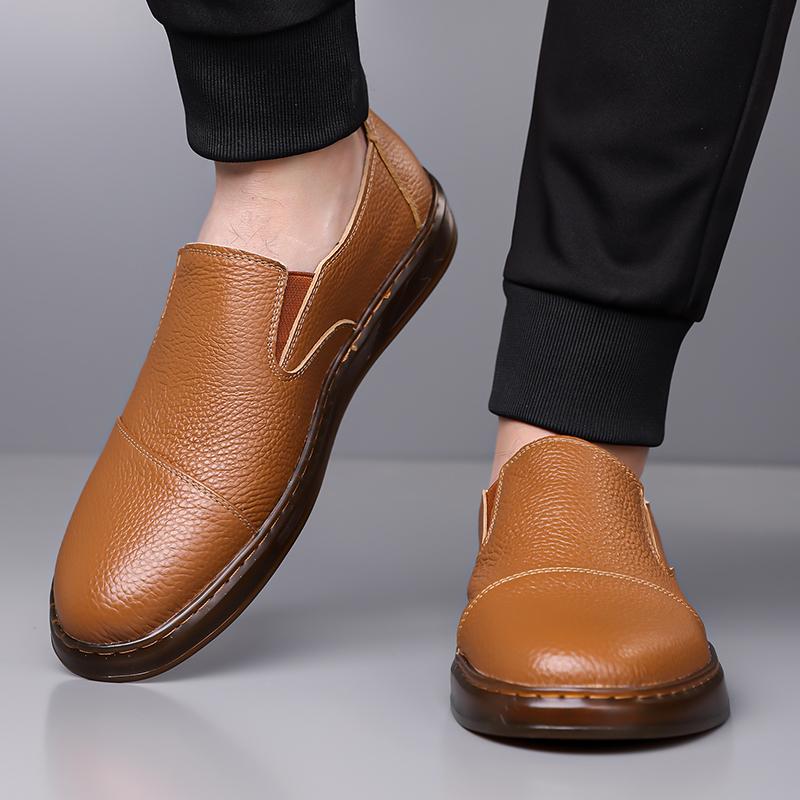 Fashion Casual Flats Male Comfortable Men Loafers Fashion Men's Driving Shoes 2025 New for Men Business Shoes Leather Mens Walking Shoes