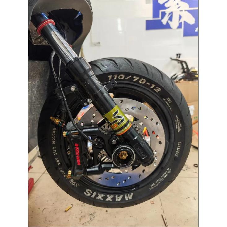 Motorcycle Brake Calipers Hole Distance 100mm Pitch 4 Piston Brake Calipers Pump Adapters For Brake Disc 220mm GP4 Modified