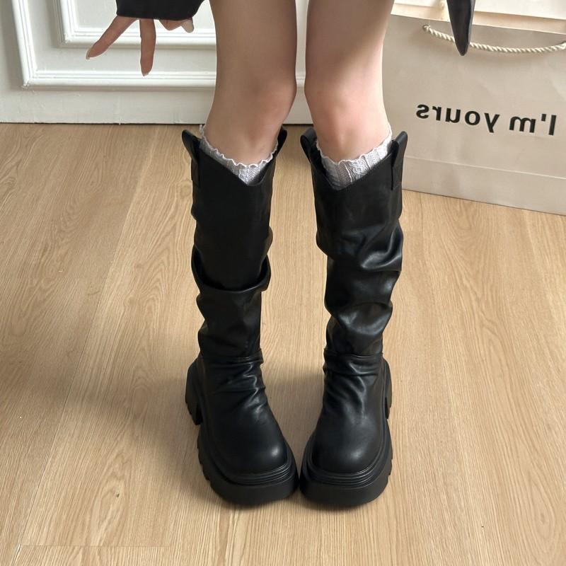 Small man Tiancai! Knight boots are popular this year, tall but knee-high black thick heel stacked boots, thin boots