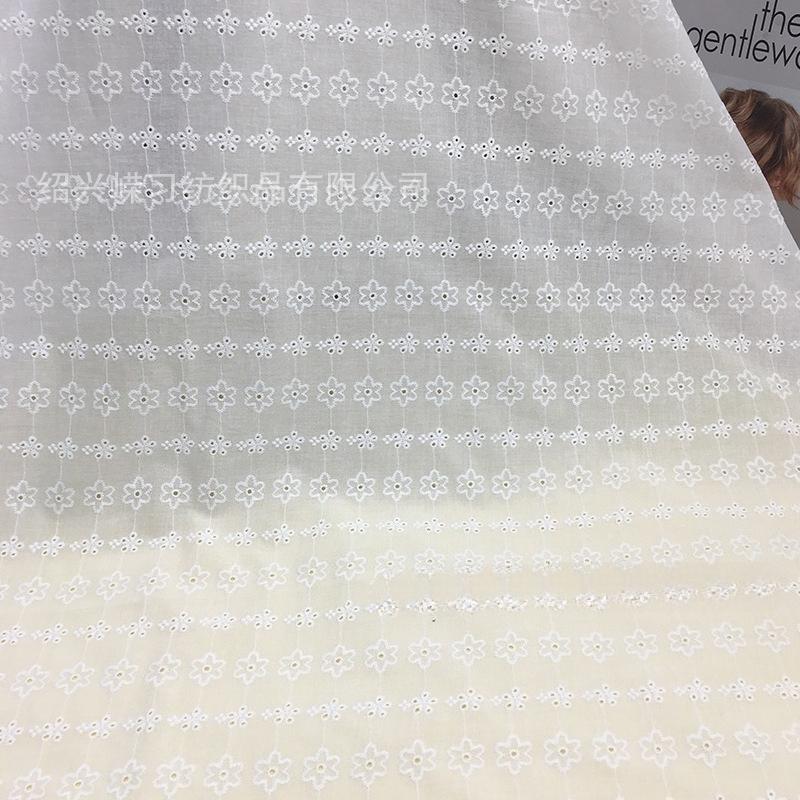 100x130cm Tessuto di Cotone Bianco Ricamato con Occhielli Pizzo di Cotone Materiale per Cucire Vestiti, Al Metro 23 stili