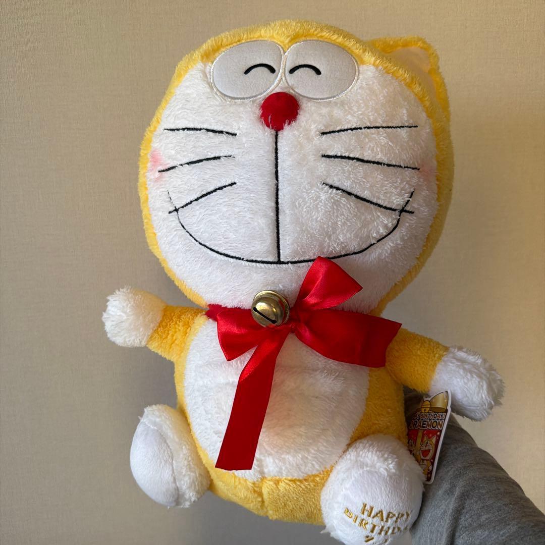 Original Doraemon First Generation Yellow Birthday Plush Toy Extra Large