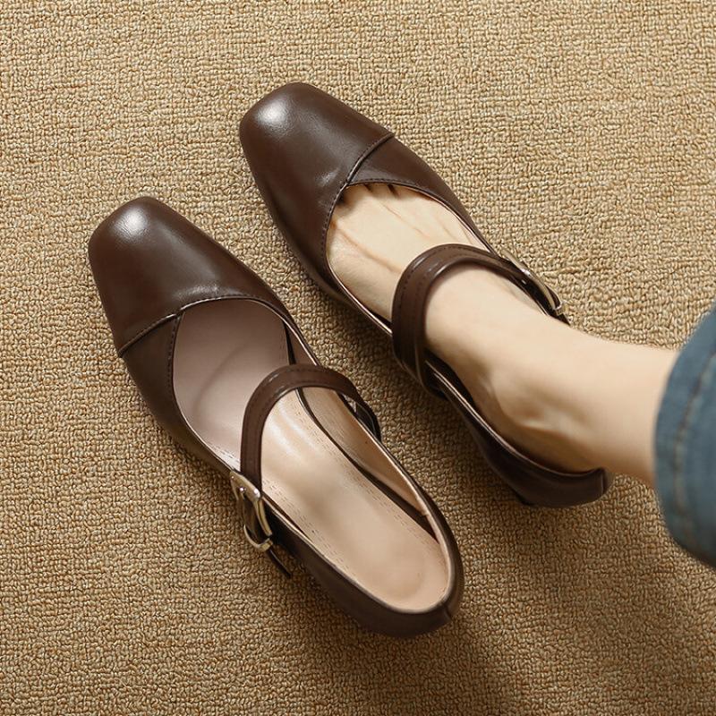 New Women's Medium-heeled Small Leather Shoes, Black Square Head, Four-season Wear, Women's Shoes, Single Shoes, Women's Feet, One Pedal, Beef Tendon