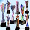 Kristalltrophäenherstellung, farbenfroh, hochwertig, farbiges Glas, kreativ, Auszeichnung für hervorragende Mitarbeiter, Gravur für die Heimdekoration, 1 Stück