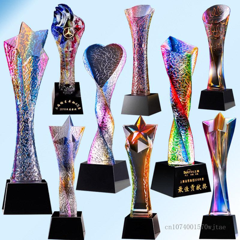 Kristalltrophäenherstellung, farbenfroh, hochwertig, farbiges Glas, kreativ, Auszeichnung für hervorragende Mitarbeiter, Gravur für die Heimdekoration, 1 Stück