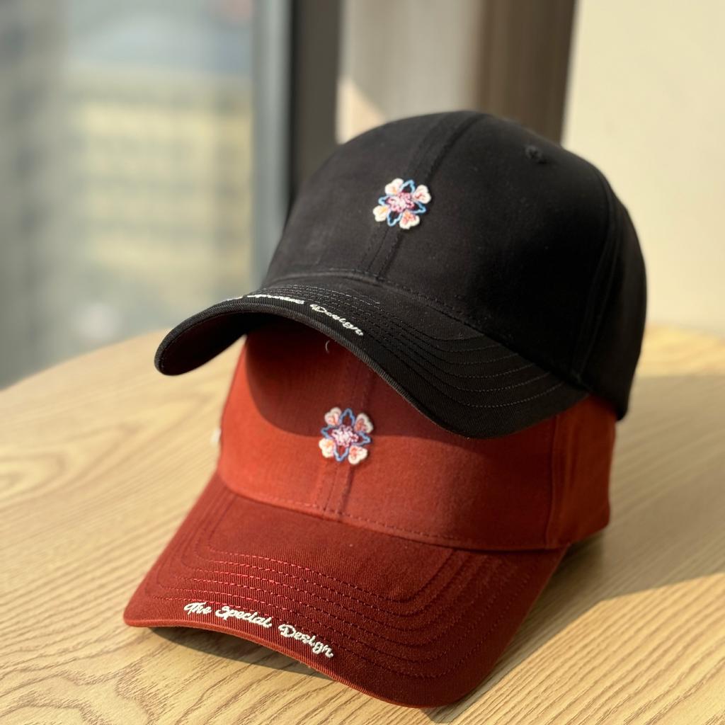 Koreanischer Baseballhut mit steifer Krempe für Damen und Herren, lässiger vielseitiger Hut mit dreidimensional gestickten Blumen, Sonnenschutz, Gesichtsformend,
