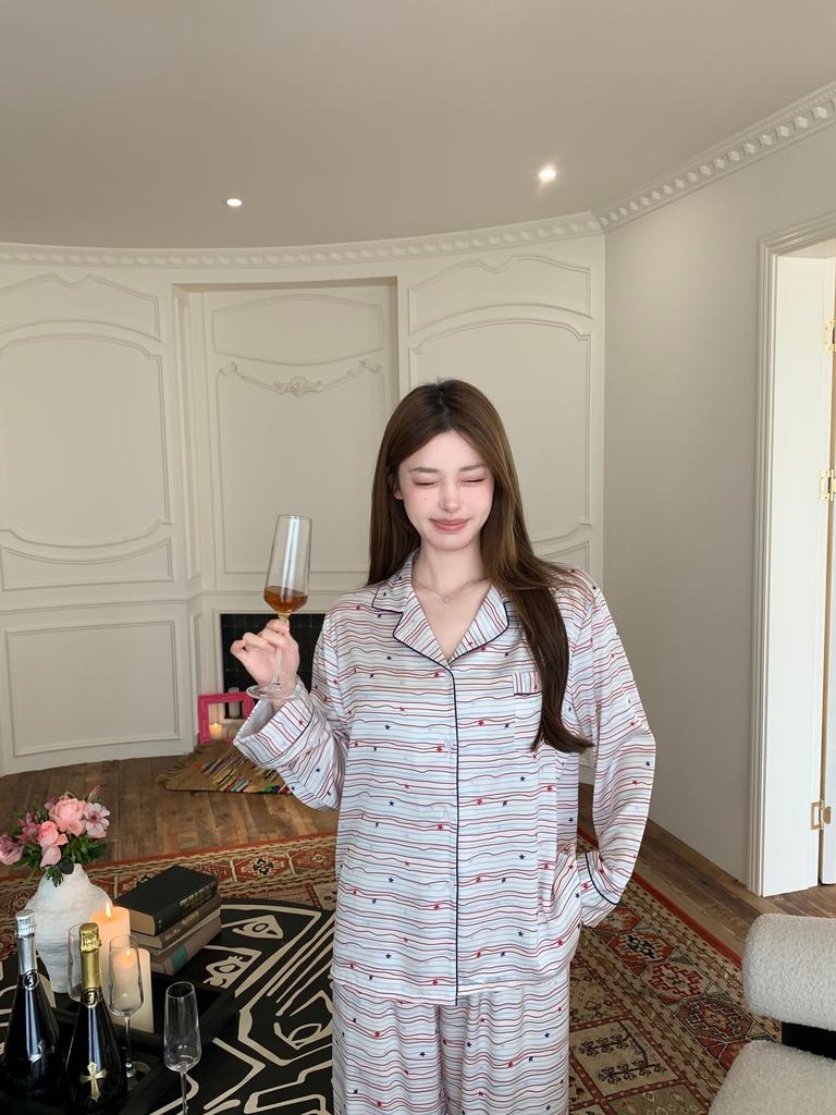 Spring new ice silk pajamas women's high-end fashion printing thin long-sleeved trousers loungewear suit can be worn outside