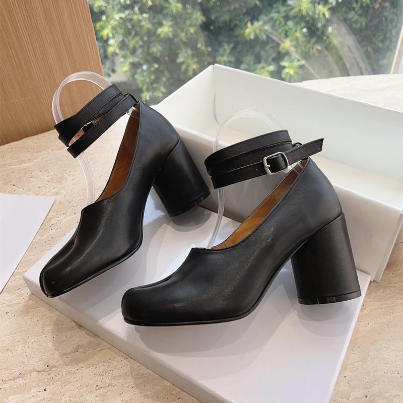 Fashion Ins style Vintage Soft Leather Split Toe Tabi Women Pumps Fashion Ankle Strap Thick High heels Spring Autumn Casual Chunky Shoes