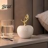 Esculturas de Resina Glaseada Lisas Manzana Figura con Hoja Adorno de Fruta Minimalista Decoración Moderna para el Hogar Artesanía Decoración de Escritorio Oficina Decoración para Inauguración de Casa