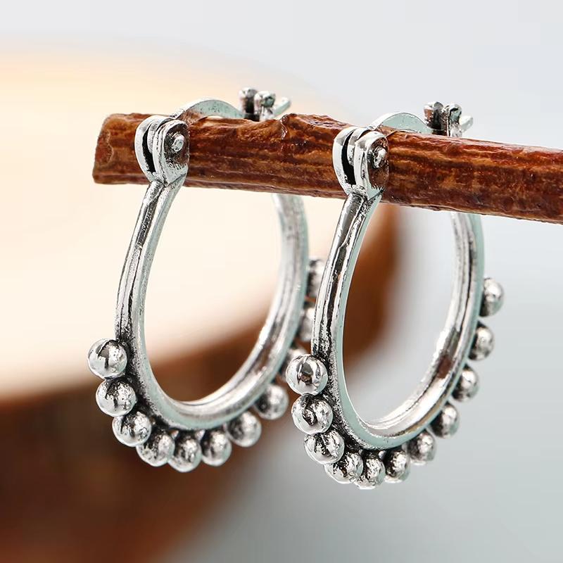 Huajie Make Old Silver Metal Ethnic Style Beaded Earrings for Women Retro Circle Ear Buckle Accessories Fashion