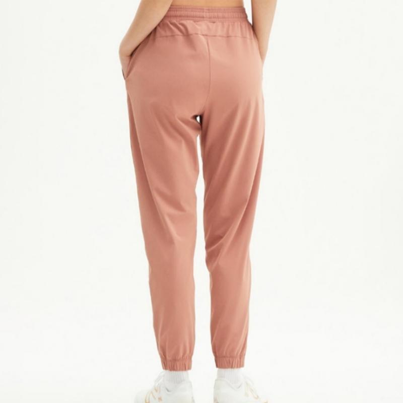 New Balance Half Club  Women S pantS  D1  Nbnte2w002 85  Women S Cool Soap