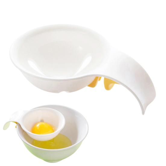 Egg Yolk Separator BPA-Free Plastic Egg White Filter with Ergonomic Handle Easy Clean Baking Gadget for Cakes Muffins Meringues Custards