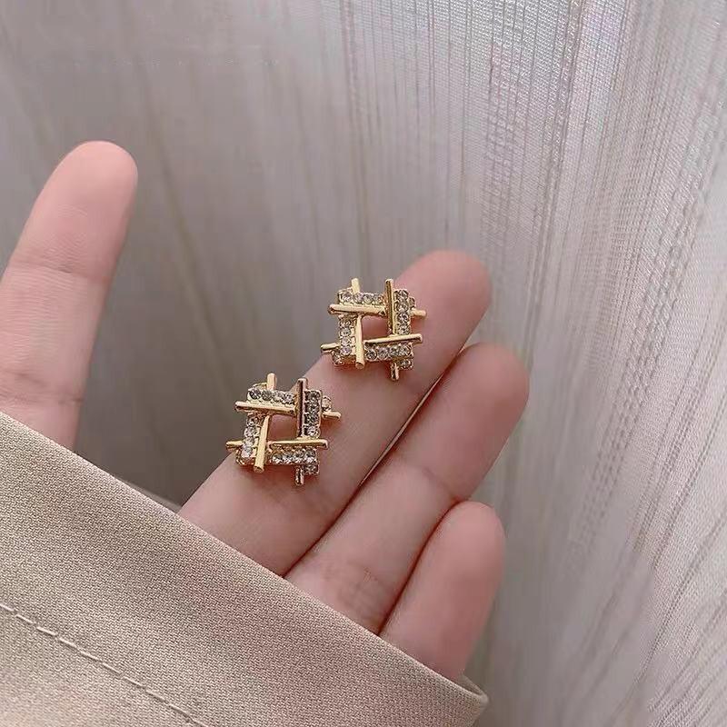 925 Silver Needle Korea Dongdaemun Versatile Geometric Square Rhinestone Stud Earrings Fashion Internet celebrity temperament earrings earrings