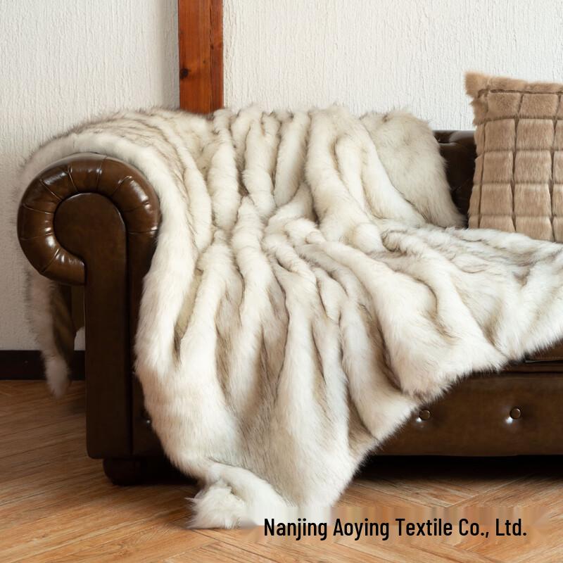 

Luxury Faux Fox Fur Throw Blanket