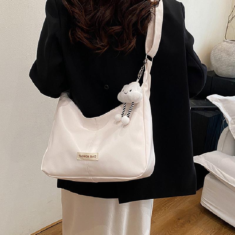 Simple Solid Color Letter Decoration Women Casual Shoulder Bag With Pendant For Daily Use