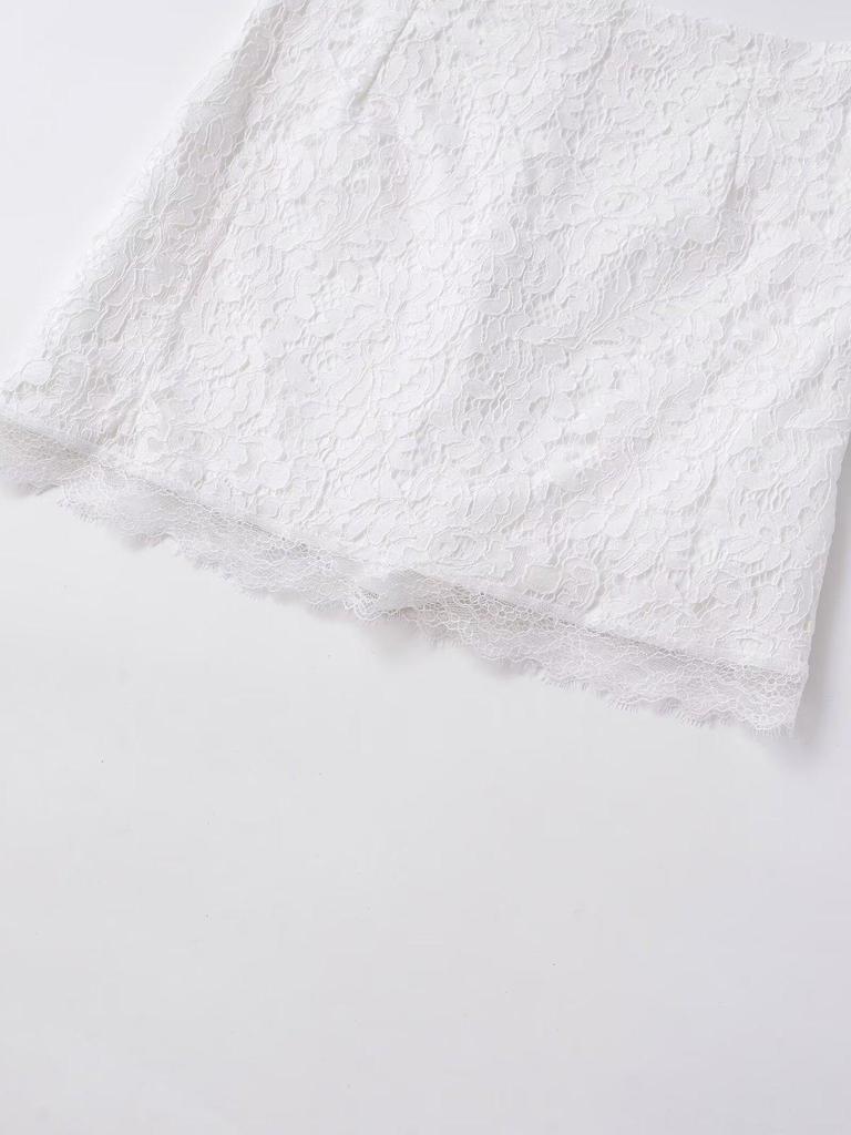 Elegant White Lace Jacquard Skirt - Autumn/Winter Hip-Hugging Style for Women
