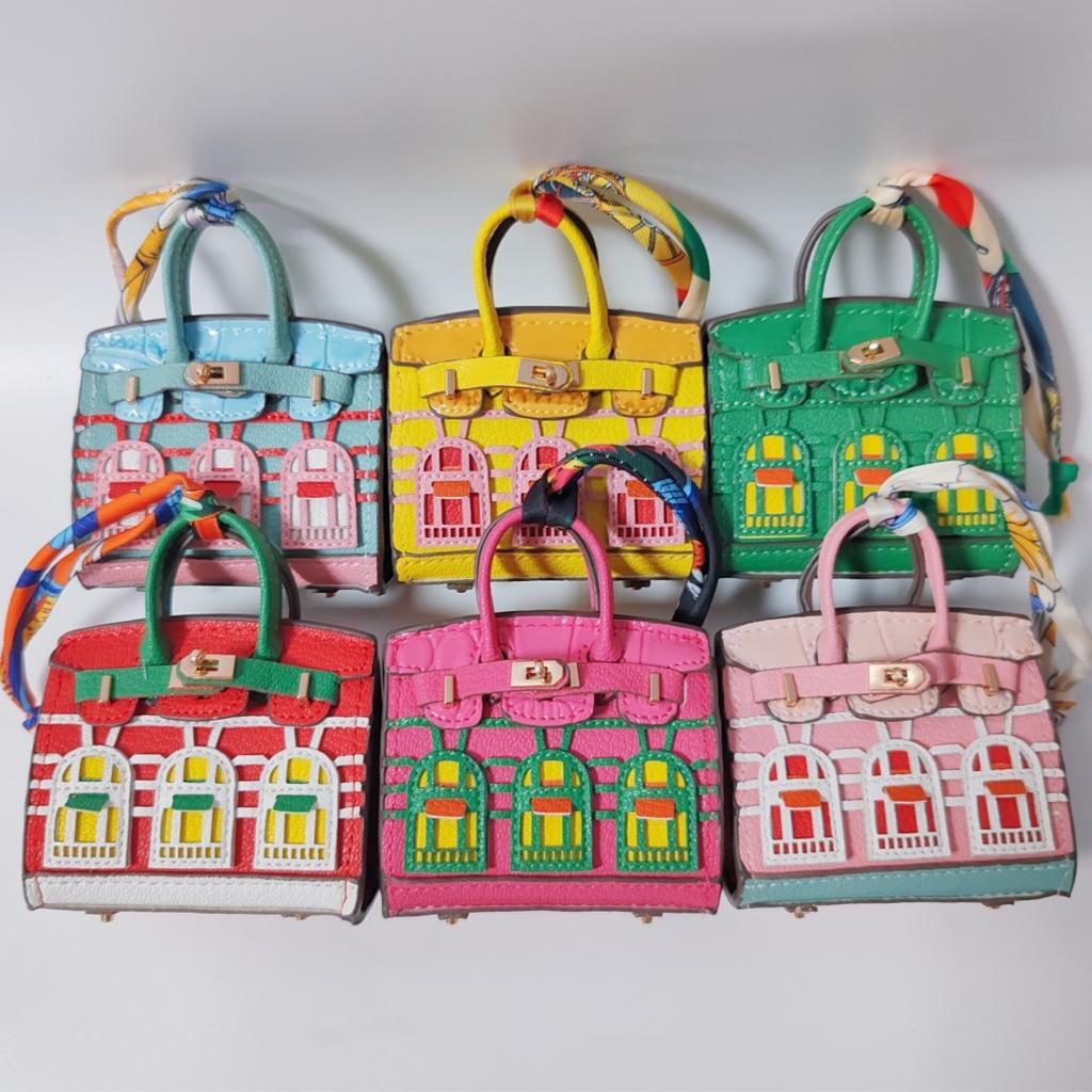 Moni Você Bolsa Prata Casa Pequena Pendurada Adorável Ornamento Criativo Pequena Janela Chaveiro de Carro Pendurado Bolsa para Fone de Ouvido Bolsa para Trocos