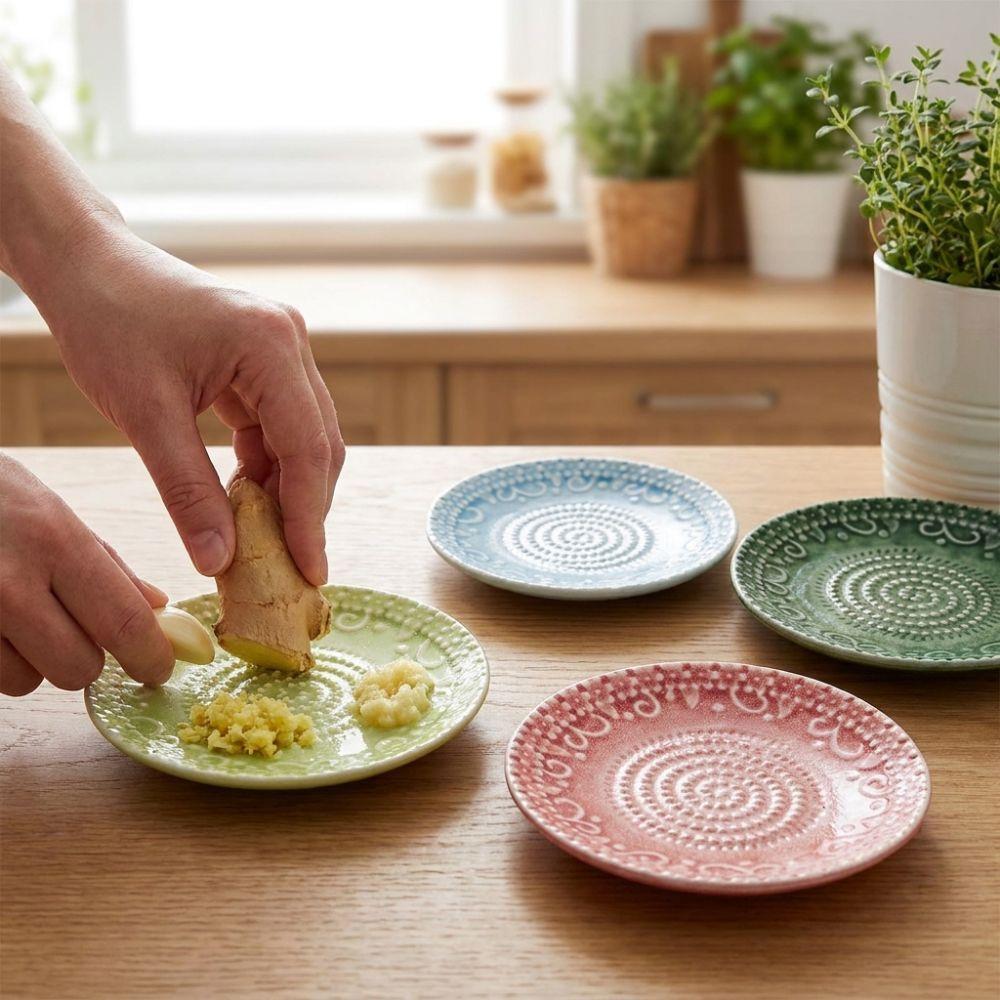 2-in-1 Round Vegetable Grinding Tool Handcrafted Kitchen Manual Grater Kitchen Use