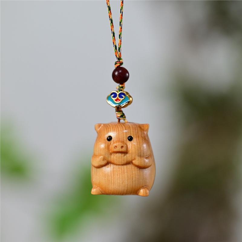 Thuja Twelve Zodiac Carving Wooden Pendant Chinese Zodiac Wood Carving Figurines Bag Decoration Gifts for Family Couple