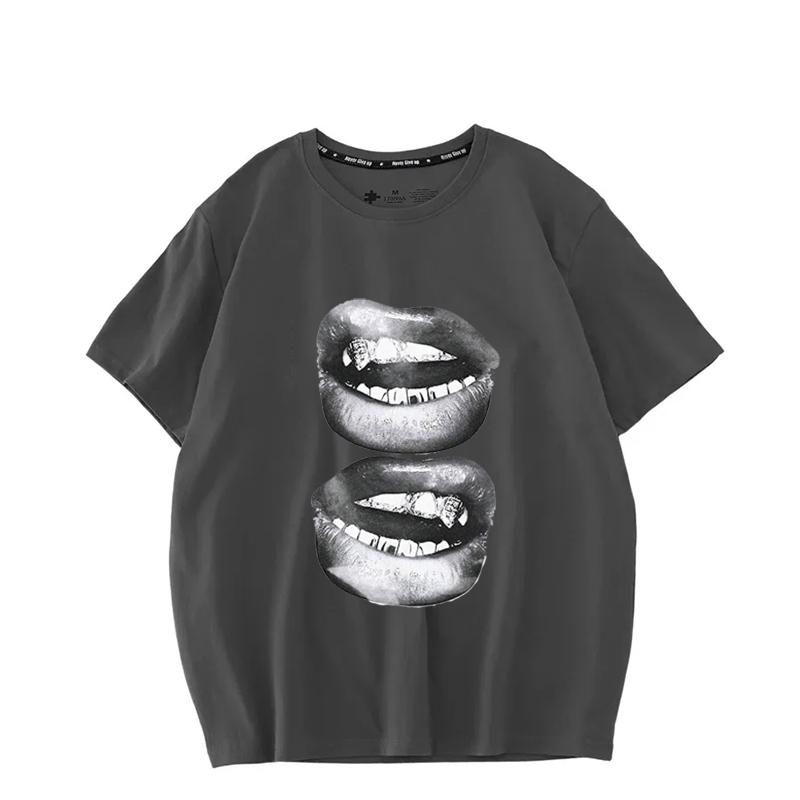 Retro Simple Sexy Lips Print Summer Cotton T-Shirt Fashion Men Clothing Fashion Tops Tees Men Casual Solid Color Streetwear Tops