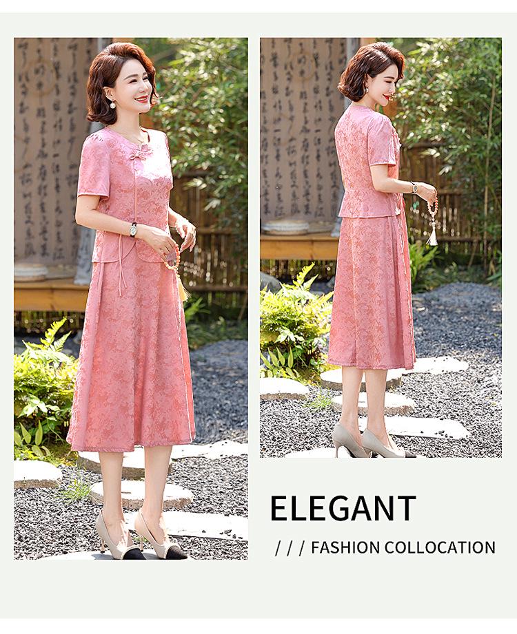 Elegancka letnia sukienka w stylu chińskim na rok 2025 dla kobiet w średnim wieku: Wyszczuplający, Modny, Design o średniej długości
