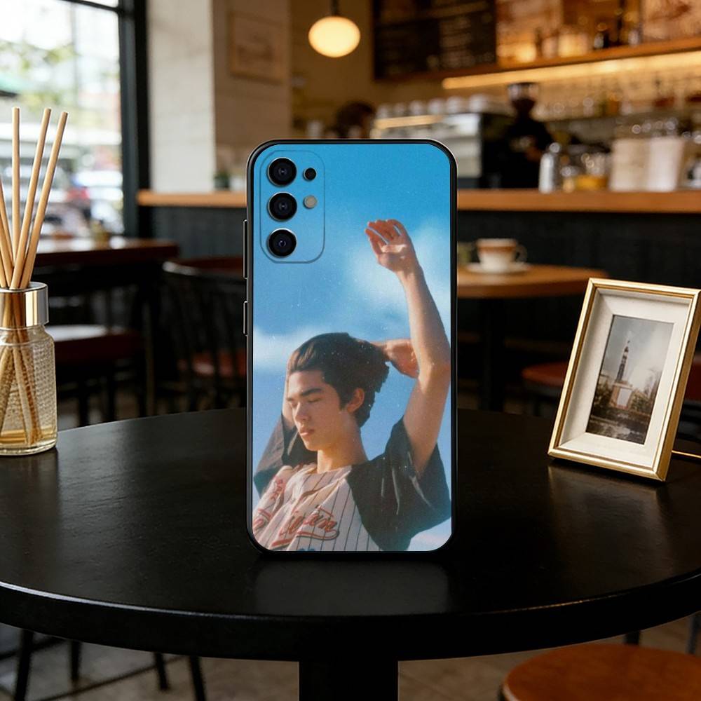 Singer C-Conan G-Gray-S Phone Case For Samsung S25,S24,S21,S22,S23,S30,Ultra,S20,Plus,Fe,Soft Silicone Black Cover