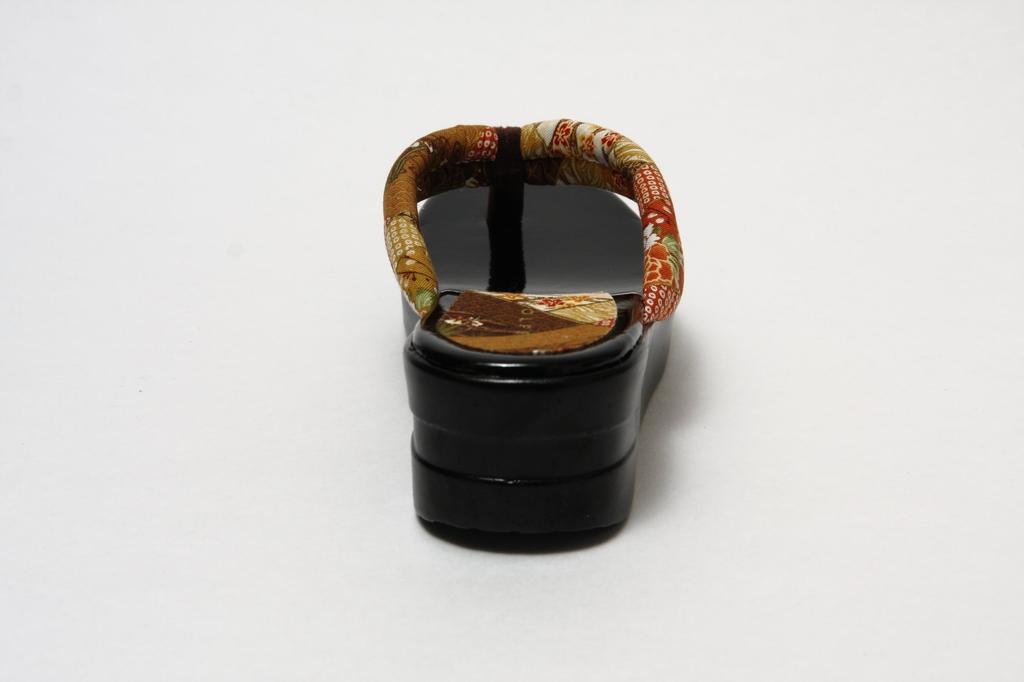 Hasegawa Sandals Perfect for Everyday Wear and Made In Japan with a Comfortable Urethane Size Japanese-patterned Yukata. Sole. Brown, S.