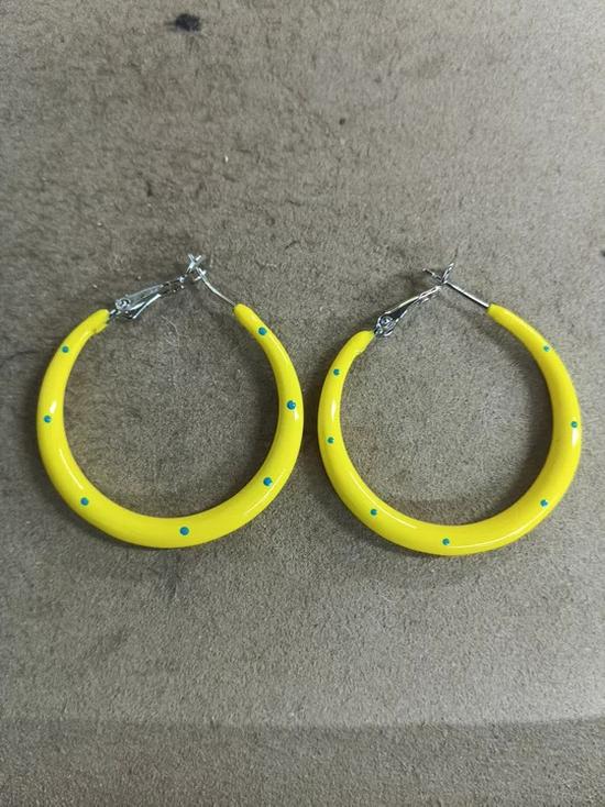 Korean Yellow Polka Dot Hoop Earrings - Light Luxury, Simple & Fashionable Women's Accessories 2026