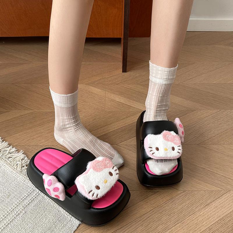 Cute cartoon doll slippers women's summer wear 2025 new thick-soled small sandals soft bottom one-word drag tide