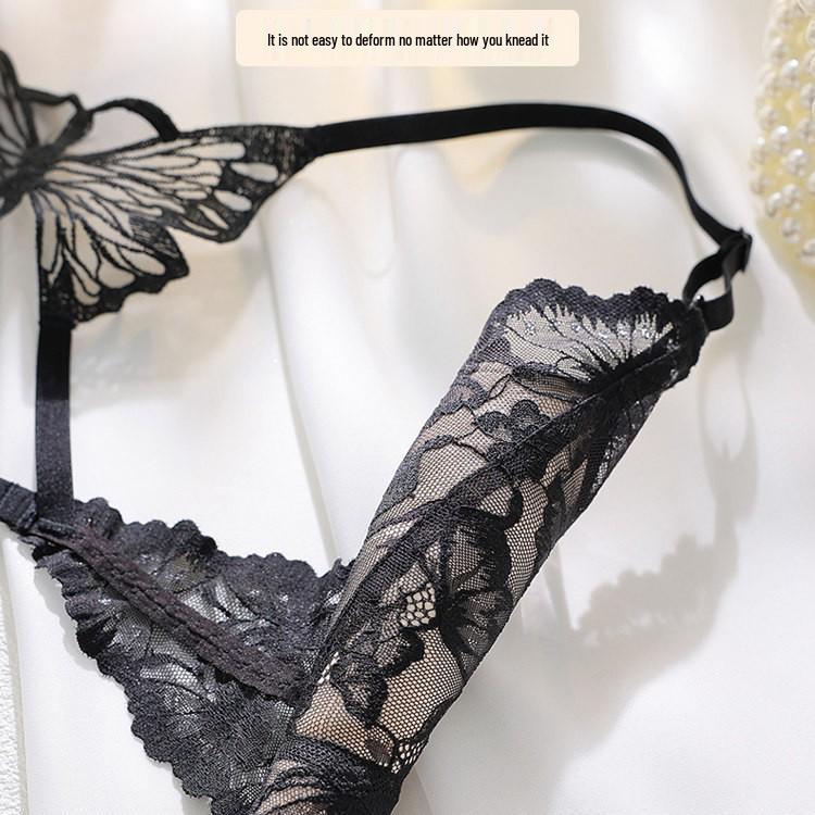 2026 Zodiac Wedding Red Lingerie Set: Butterfly Back Push-up Bra for Small Busts