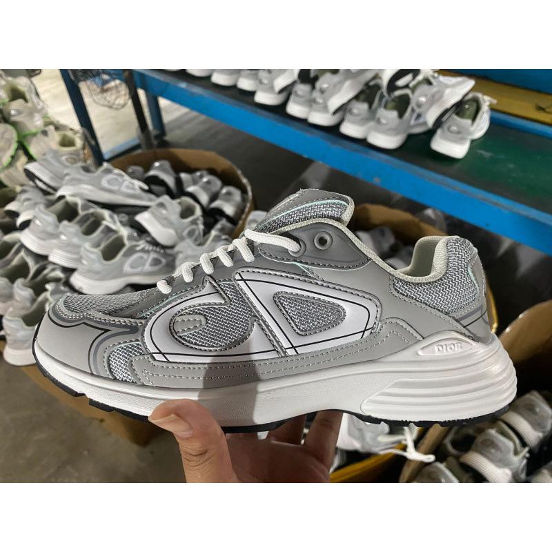 2025 New CD Fashion Casual Couple Lightweight Mesh Shoes Breathable and Comfortable Men's and Women's Sports Shoes B30 Running Shoes