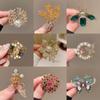 New Alloy Brooch High-end Sense Niche Women Spot High-end Pin Coat Suit High-end Versatile Corsage