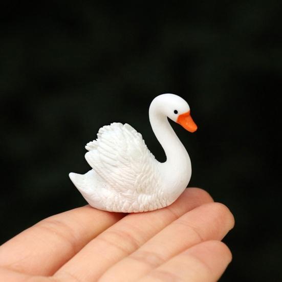 Miniature Swan Figurine Mini White Swan Resin Statue Realistic Animal Ornament Dollhouse Fairy Garden Micro Landscape Decoration